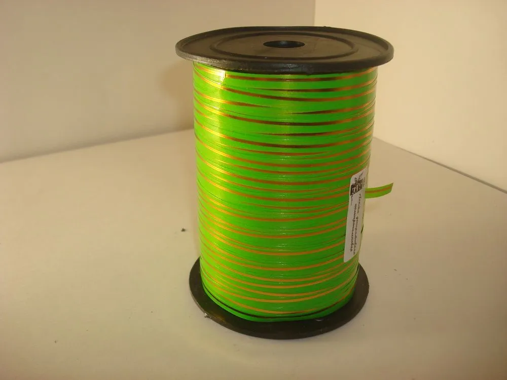 Лента в бобине пластик с золотой полоской, 5ммх225м; Россия