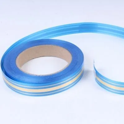 картинка Лента пластик с золотой полоской, 2смх45м; Россия от магазина Флоранж