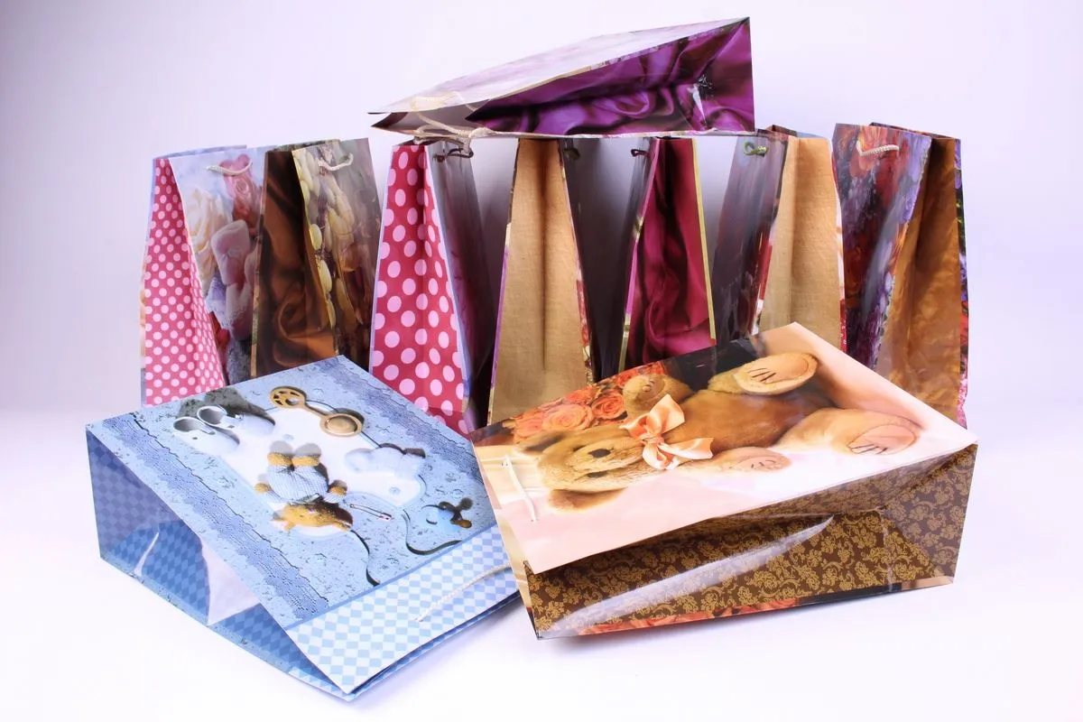 картинка Сумка подарочная ламинированная, 26х32см; Китай от магазина Флоранж