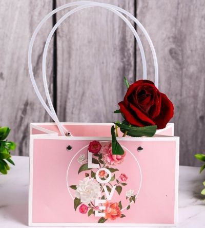 Сумка Мастхэв Love, 22х10х13см; Китай