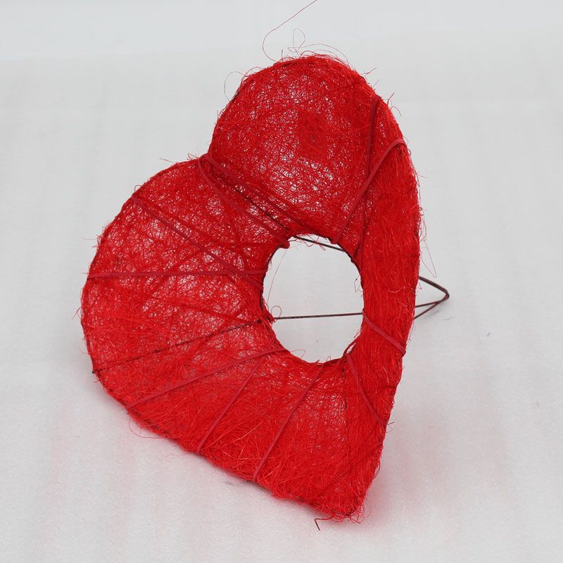 картинка каркас для букета Сердце, сизаль, ротанг, 25см; Китай от магазина Флоранж