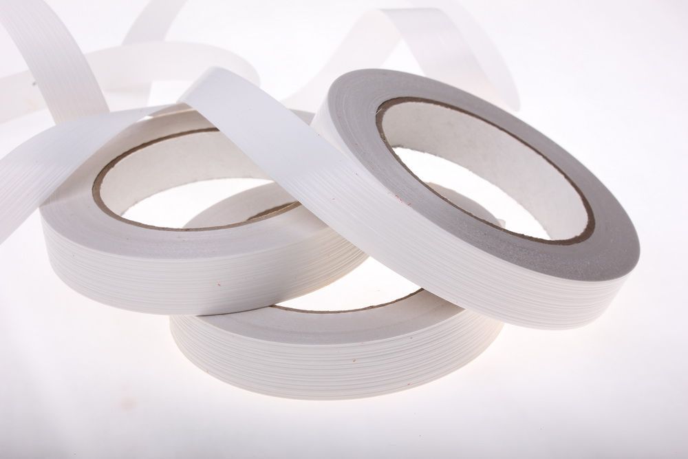 Лента пластик Тисненное дерево, 2смх50м; Россия