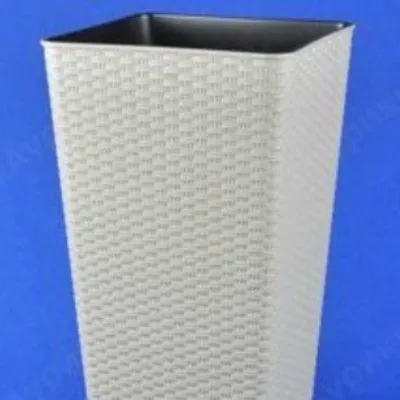 картинка Кашпо пластиковое Ротанг, какао, 27*27/h51см; Россия от магазина Флоранж