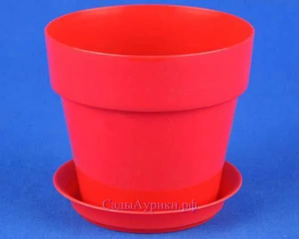 Горшок пластиковый Протея, красный, 11,5х10см, 0,6/0,7л; Россия