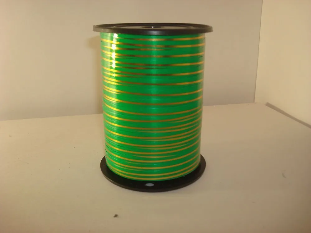 Лента в бобине пластик с золотой полоской, 5ммх225м; Россия