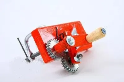 картинка Машинка для изготовления креп бумаги от магазина Флоранж