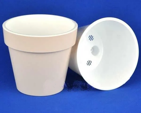 Горшок пластиковый Протея, пудрово-белый, 14х14см, 1,4л; Россия