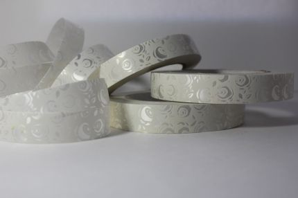 картинка Лента пластик Роза, 2смх50м; Россия от магазина Флоранж